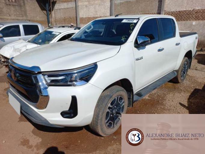 TOYOTA HILUX 22/22