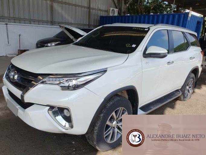 TOYOTA HILUX SW4 20/20