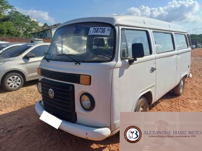 VOLKSWAGEN KOMBI 09/10
